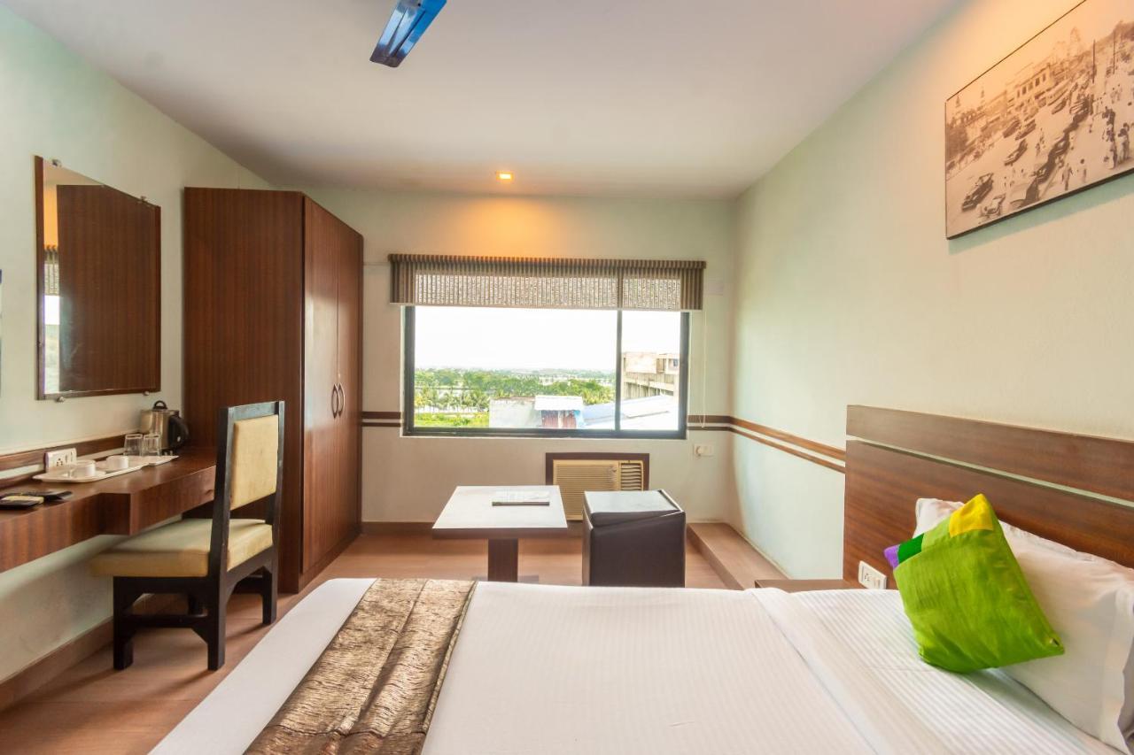 Opiam B&B A Business Hotel Калькутта Экстерьер фото
